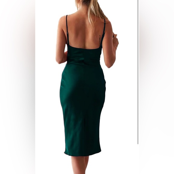 Women's Green Sleeveless Spaghetti Strap Satin Dress with Cowl Neck Size XS - Picture 3 of 11